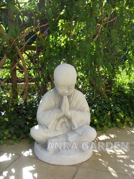 Ein meditierender Buddha