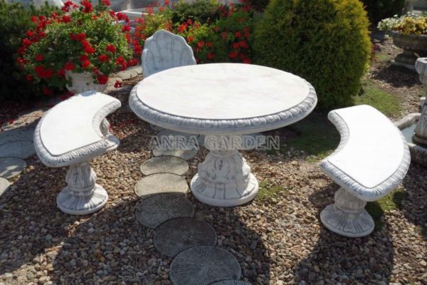 A set of garden furniture