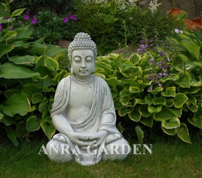 Buddhafigur in Meditation